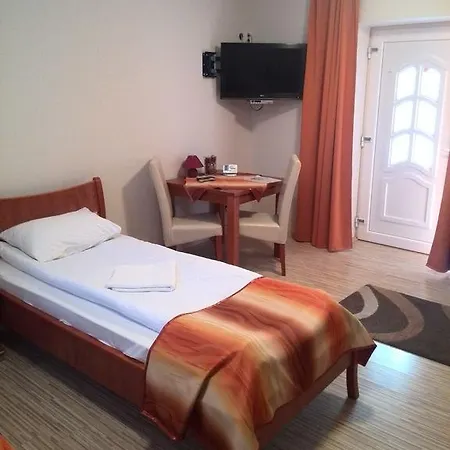 Borka Apartman Makó Zimmer foto